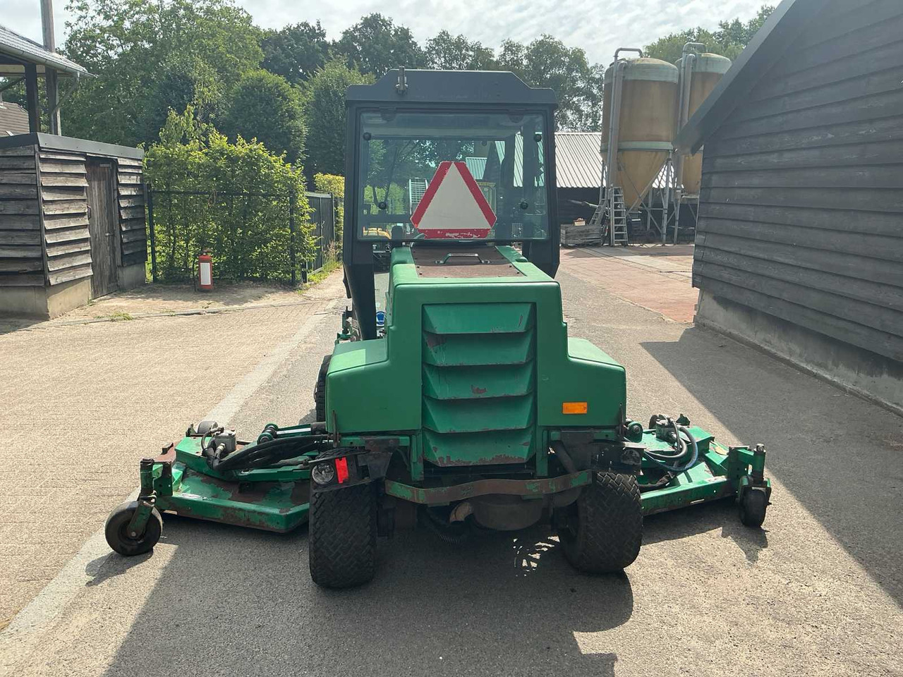Ransomes 951 D Plus - ماكينات قطع الحشائش الغابات: صورة 4 Ransomes 951 D Plus - ماكينات قطع الحشائش الغابات: صورة 4