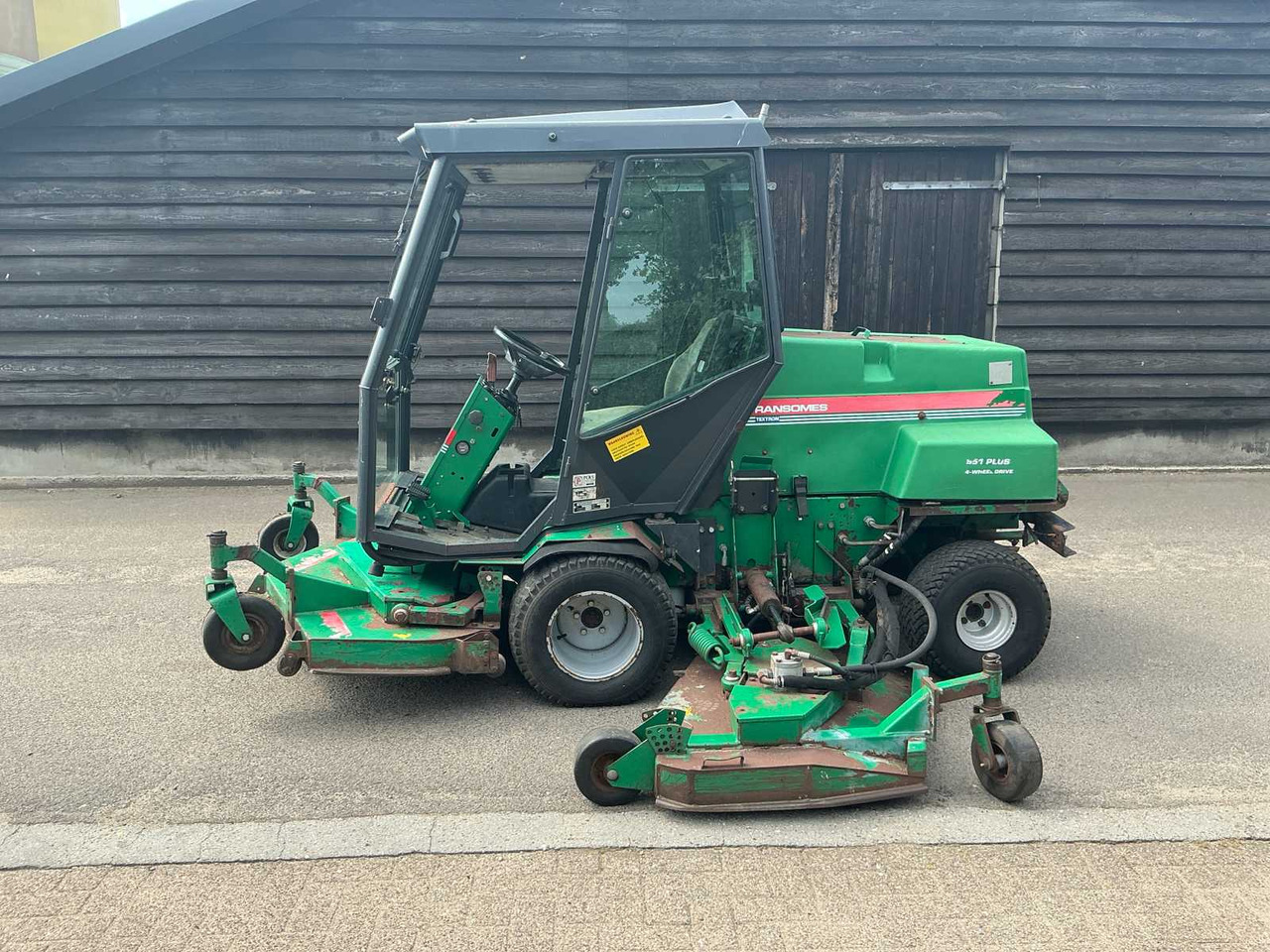 Ransomes 951 D Plus - ماكينات قطع الحشائش الغابات: صورة 2 Ransomes 951 D Plus - ماكينات قطع الحشائش الغابات: صورة 2