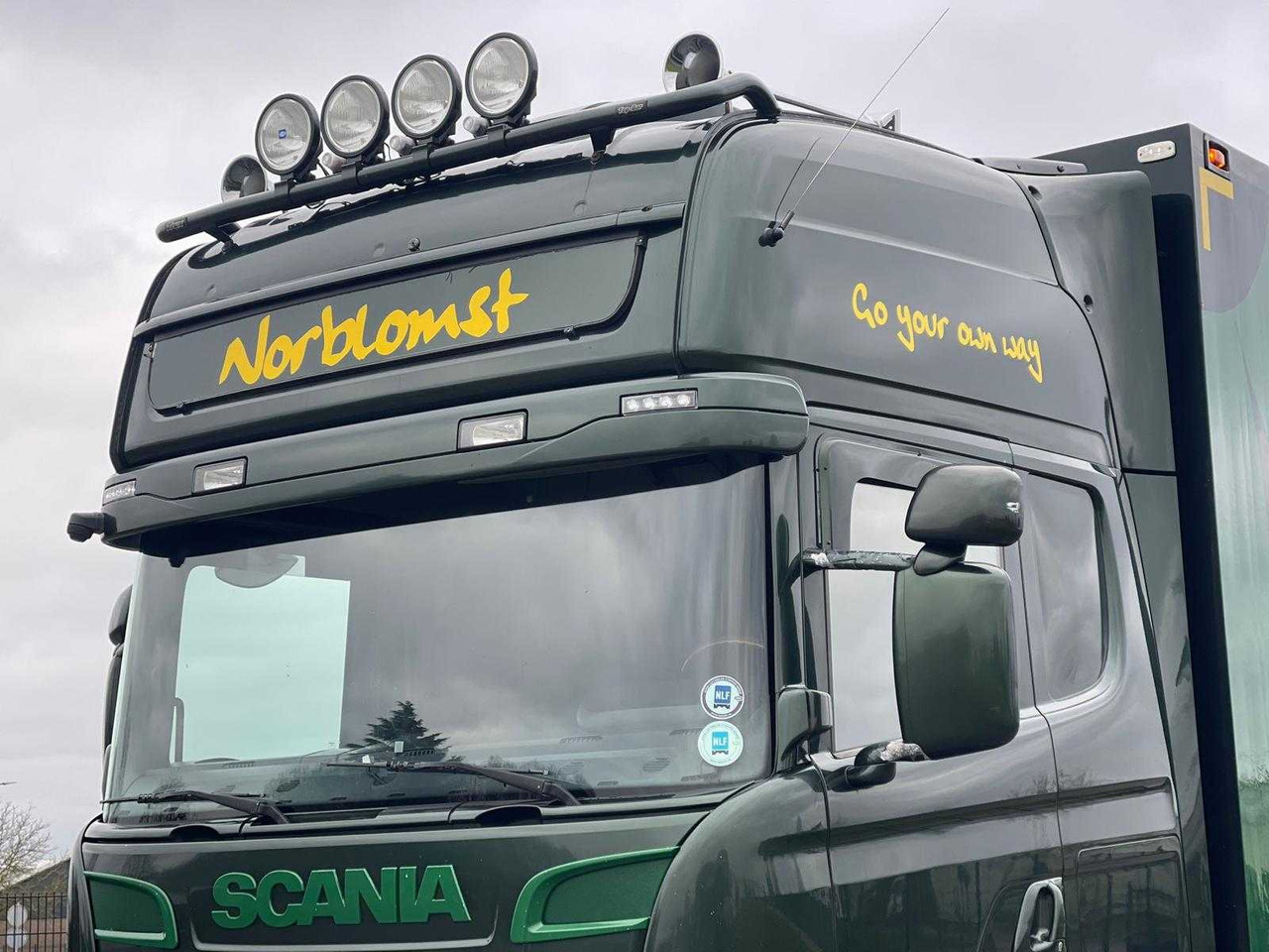 SCANIA - R520 - 2015 - 32-BFP-5 - FLOWER COMBI, VALVE, COMPLETELY, FULL AIR - شاحنة: صورة 2 SCANIA - R520 - 2015 - 32-BFP-5 - FLOWER COMBI, VALVE, COMPLETELY, FULL AIR - شاحنة: صورة 2