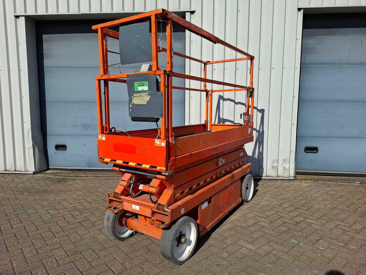 Skyjack SJ 3220 - معدات الوصول: صورة 1 Skyjack SJ 3220 - معدات الوصول: صورة 1