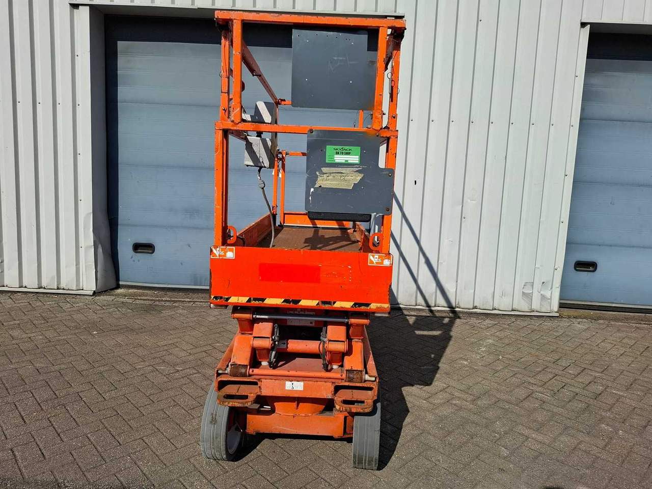 Skyjack SJ 3220 - معدات الوصول: صورة 2 Skyjack SJ 3220 - معدات الوصول: صورة 2