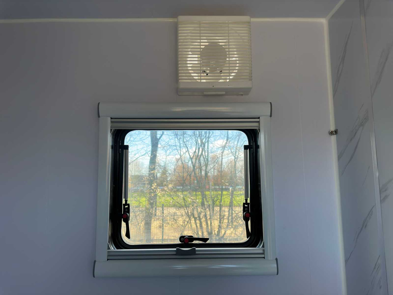 حاوية البناء Stahlworks Eco 6000 A: صورة 27