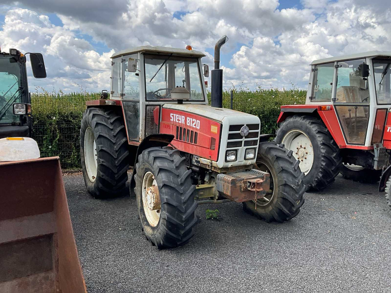 Steyr 8120A - جرار: صورة 3 Steyr 8120A - جرار: صورة 3
