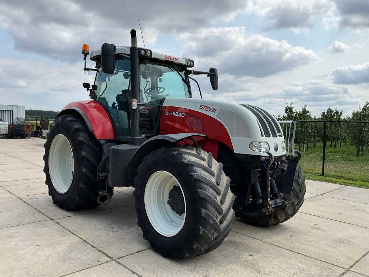Steyr CVT 6230 - جرار: صورة 3 Steyr CVT 6230 - جرار: صورة 3