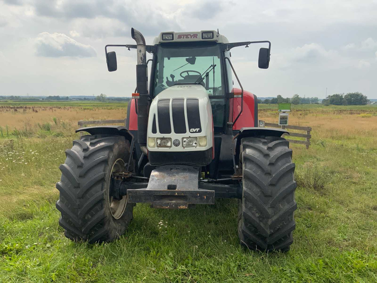 Steyr CVT130 - جرار: صورة 3 Steyr CVT130 - جرار: صورة 3