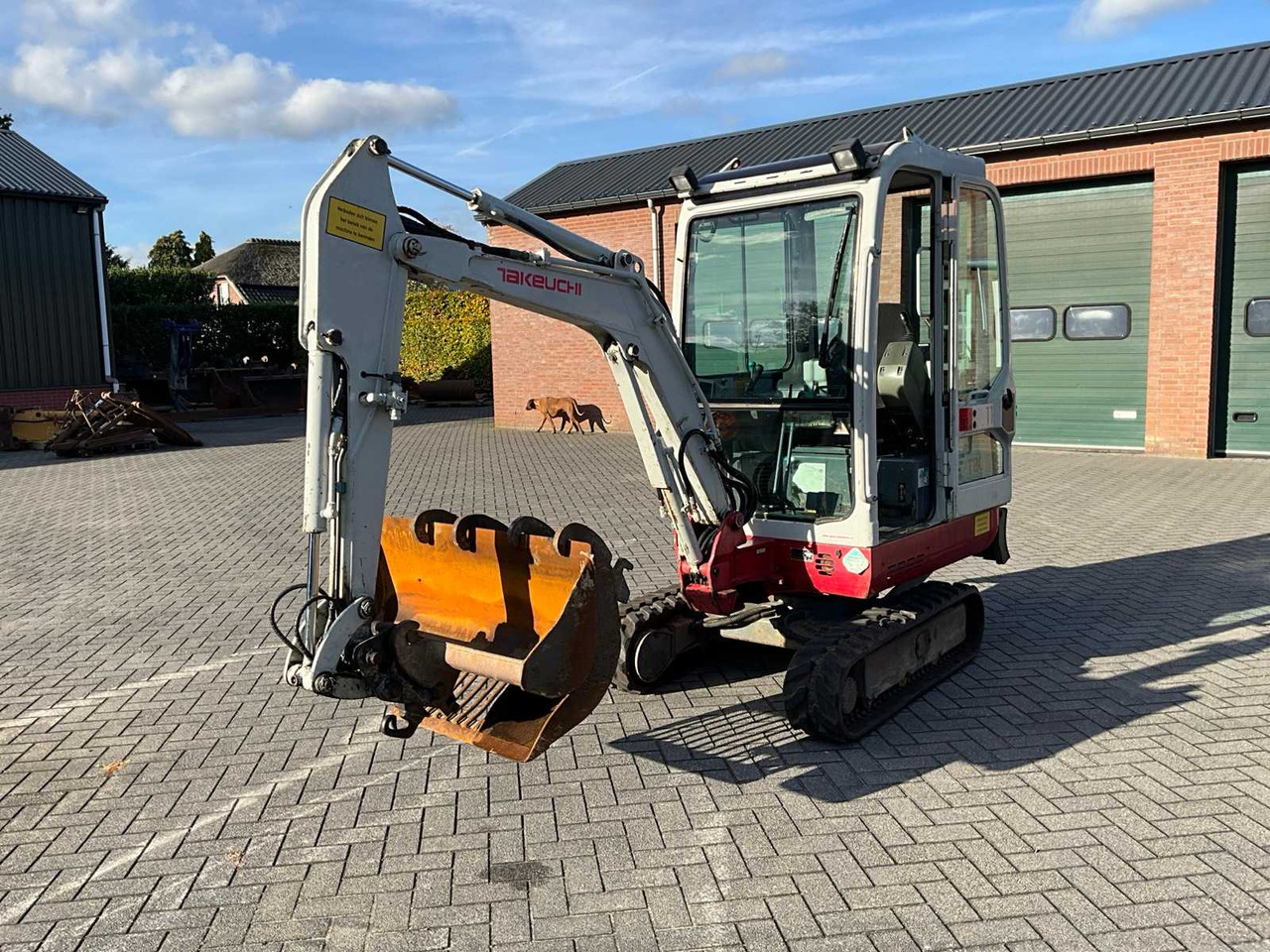 Takeuchi 2007 TAKEUCHI TB016 MINI EXCAVATOR - حفارة مُصَّغرة: صورة 1 Takeuchi 2007 TAKEUCHI TB016 MINI EXCAVATOR - حفارة مُصَّغرة: صورة 1