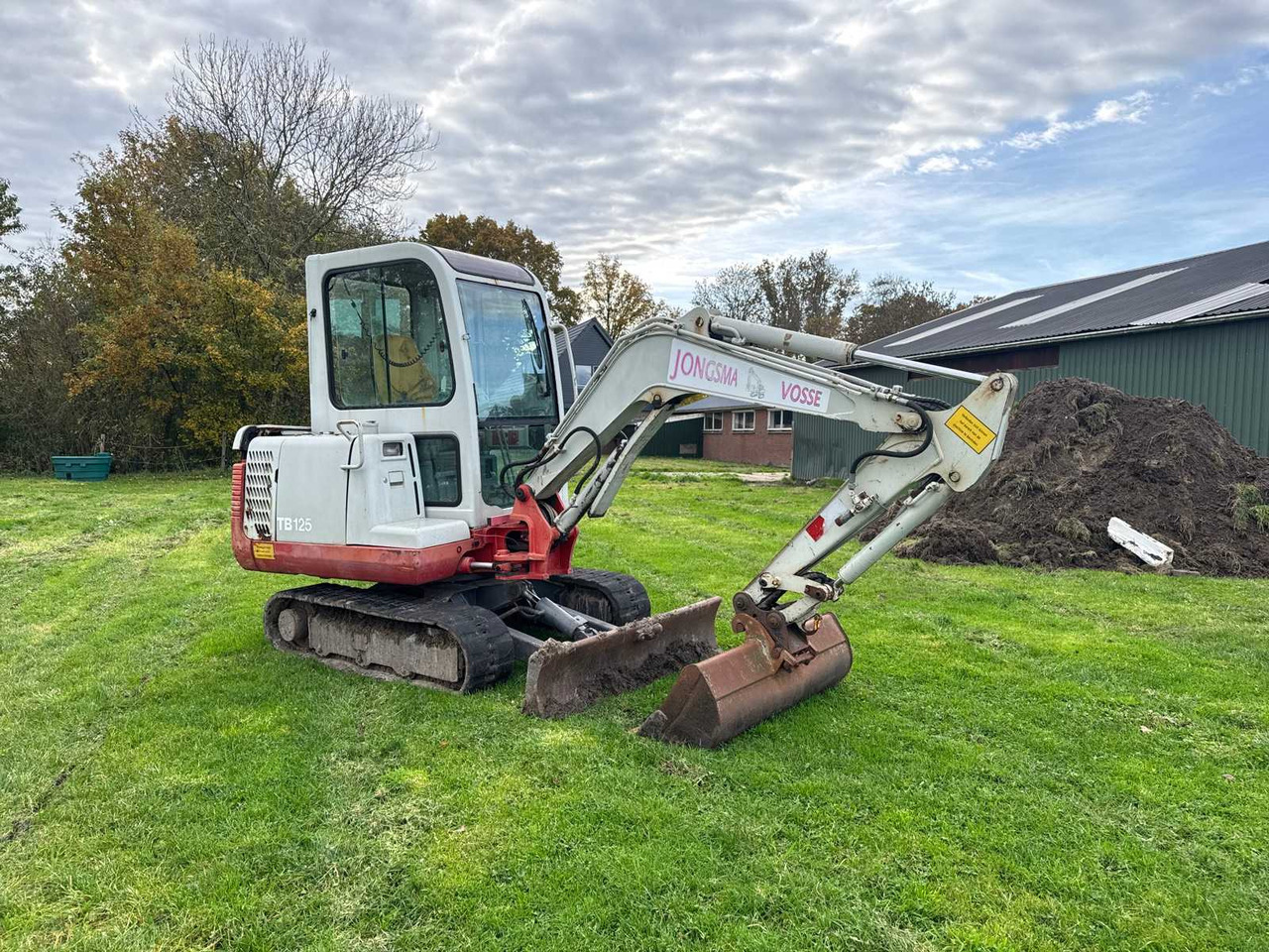 Takeuchi TAKEUCHI - TB 125 - MINI EXCAVATOR - حفارة مُصَّغرة: صورة 2 Takeuchi TAKEUCHI - TB 125 - MINI EXCAVATOR - حفارة مُصَّغرة: صورة 2