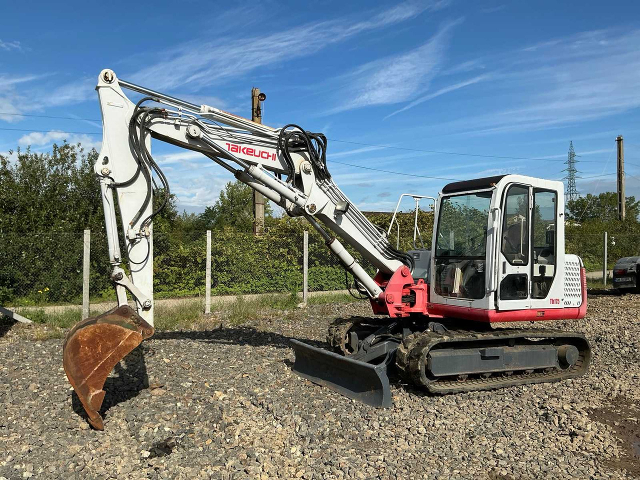 Takeuchi TAKEUCHI - TB175 - MIDI-EXCAVATOR - 2006 - حفار زحاف: صورة 1 Takeuchi TAKEUCHI - TB175 - MIDI-EXCAVATOR - 2006 - حفار زحاف: صورة 1