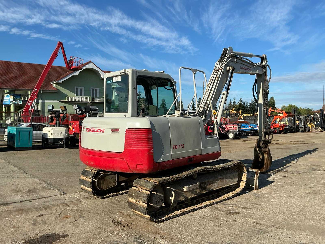 Takeuchi TAKEUCHI - TB175 - MIDI-EXCAVATOR - 2011 - حفار زحاف: صورة 2 Takeuchi TAKEUCHI - TB175 - MIDI-EXCAVATOR - 2011 - حفار زحاف: صورة 2