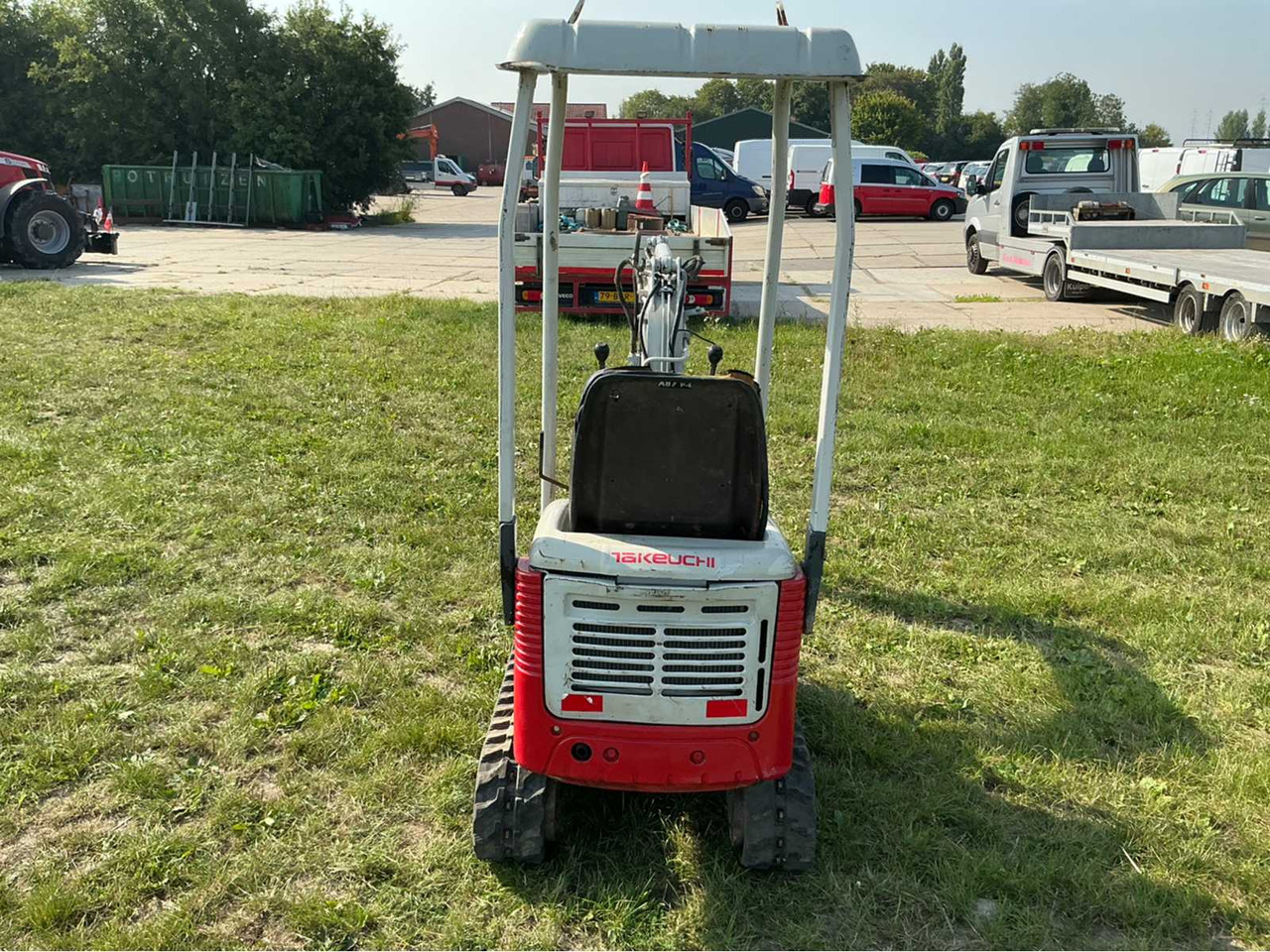 Takeuchi TB108 - حفار زحاف: صورة 4 Takeuchi TB108 - حفار زحاف: صورة 4
