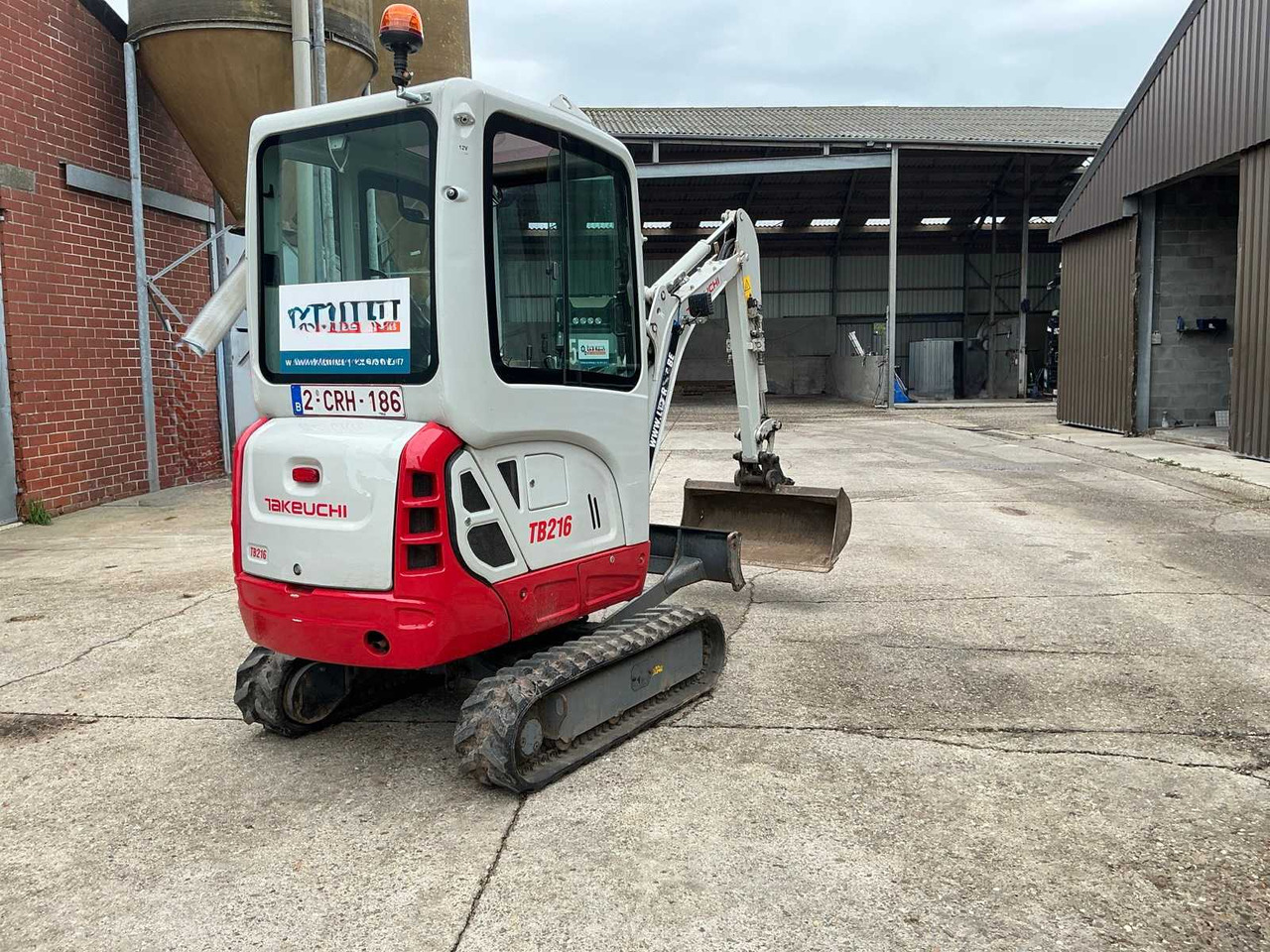 Takeuchi TB216 - حفارة مُصَّغرة: صورة 5 Takeuchi TB216 - حفارة مُصَّغرة: صورة 5