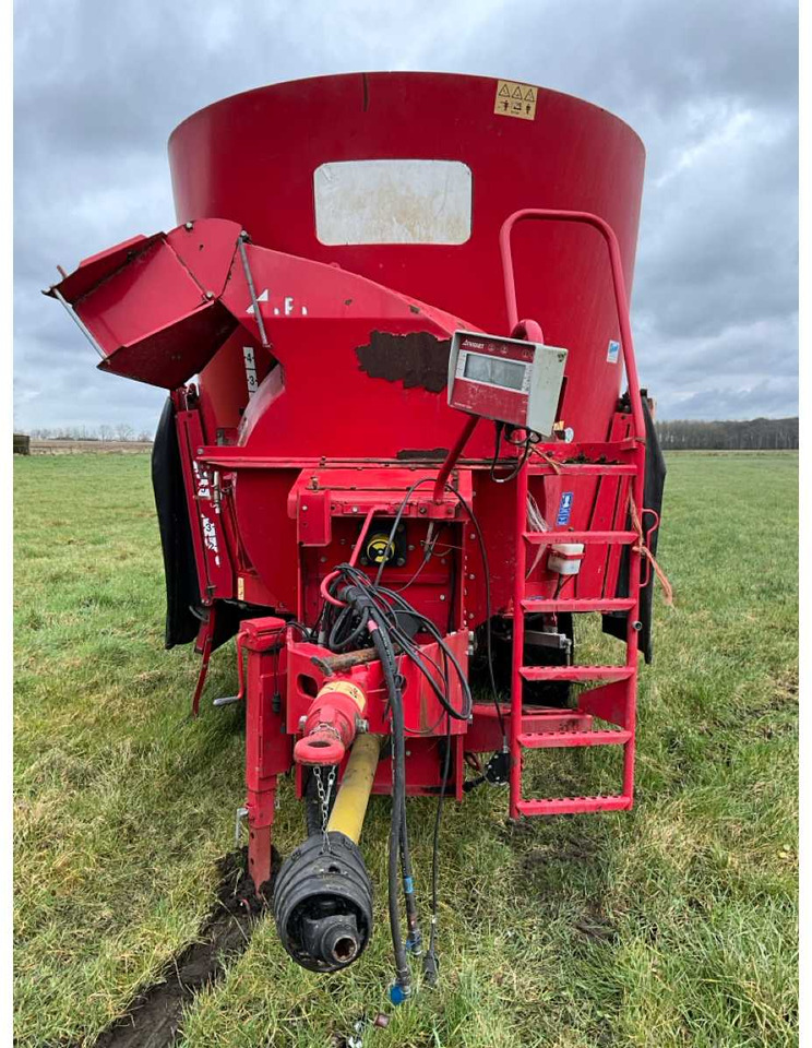 Trioliet Solomix 1-1200 - عربة خلط الأعلاف: صورة 2 Trioliet Solomix 1-1200 - عربة خلط الأعلاف: صورة 2