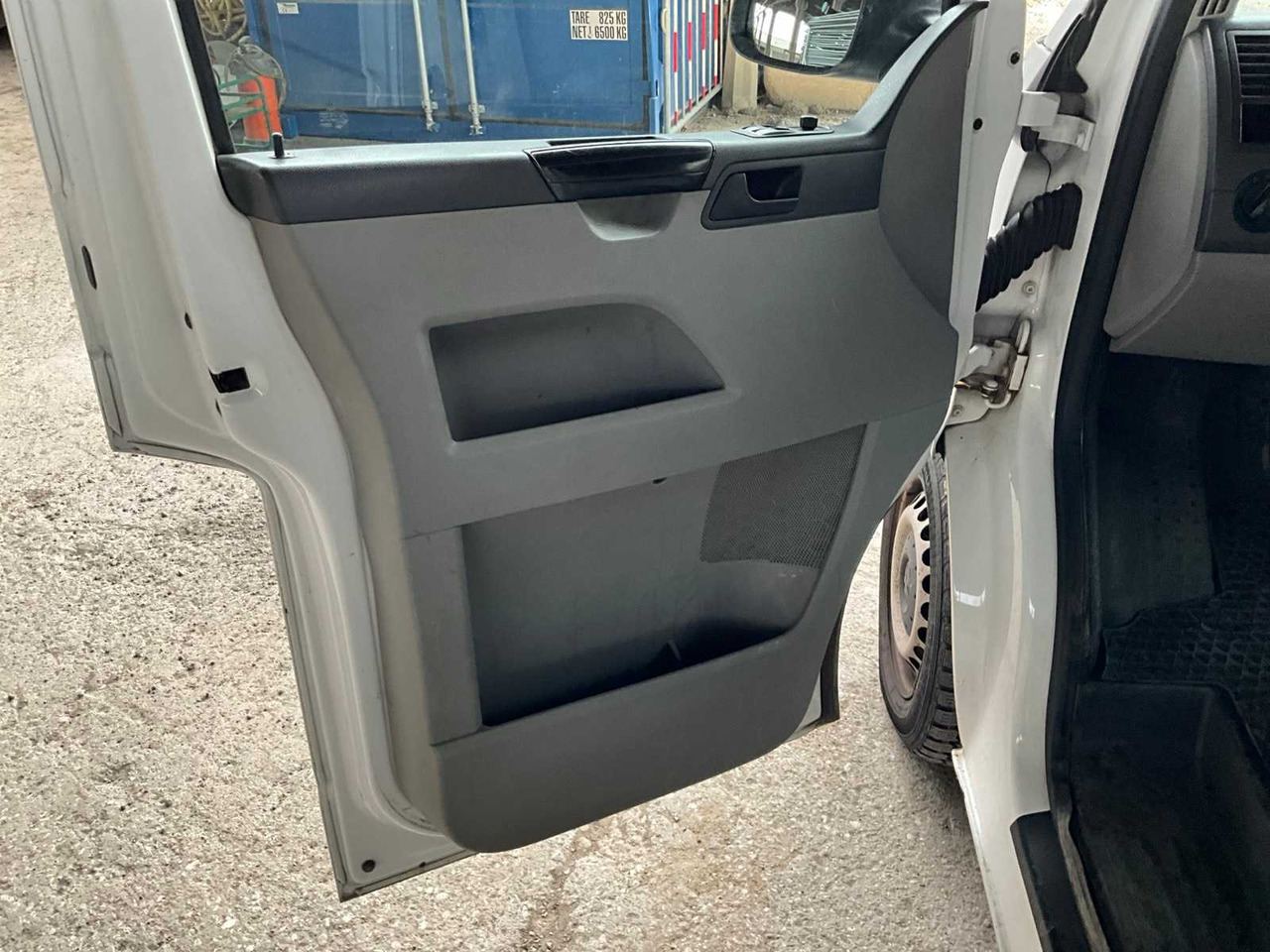 شاحنة التوصيل VOLKSWAGEN TRANSPORTER VANS: صورة 15