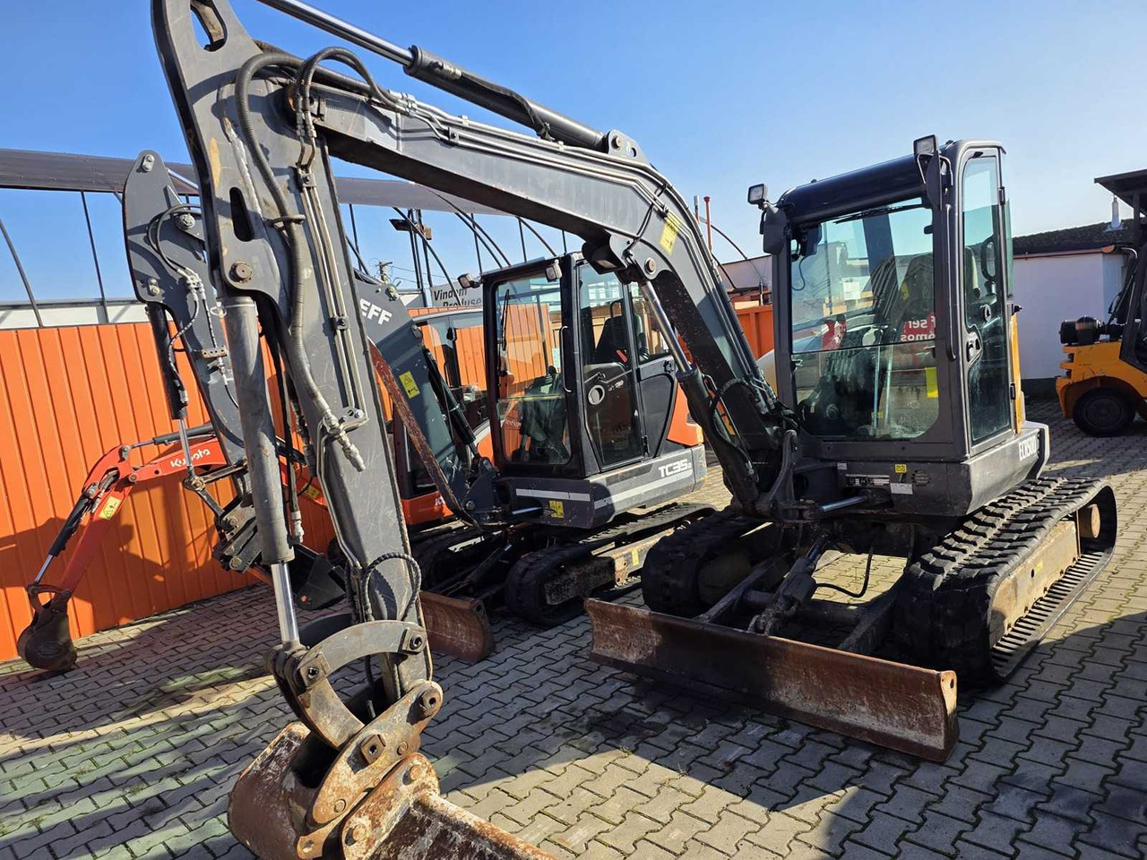 VOLVO - ECR50D - TRACKED EXCAVATOR - 2017 - حفارة: صورة 1 VOLVO - ECR50D - TRACKED EXCAVATOR - 2017 - حفارة: صورة 1