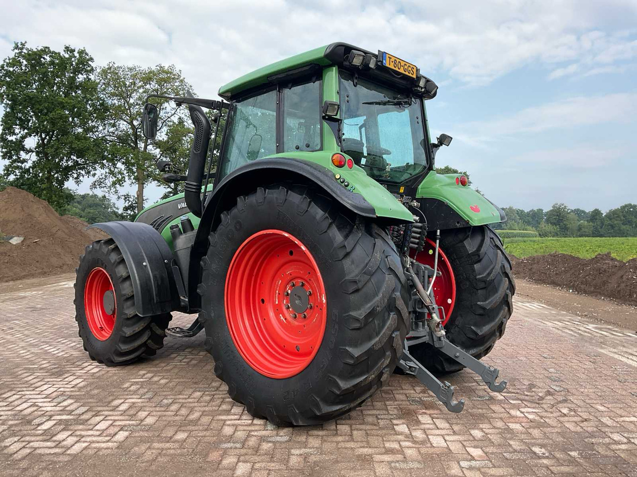 Valtra T163e - جرار: صورة 4 Valtra T163e - جرار: صورة 4