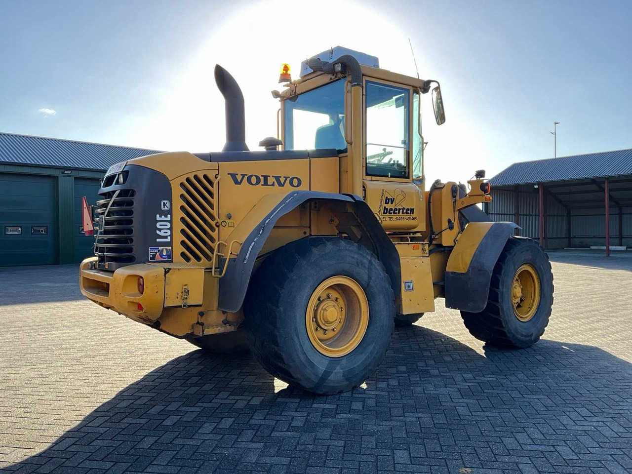 Volvo 2005 VOLVO L60E SHOVEL - اللودر بعجل: صورة 3 Volvo 2005 VOLVO L60E SHOVEL - اللودر بعجل: صورة 3