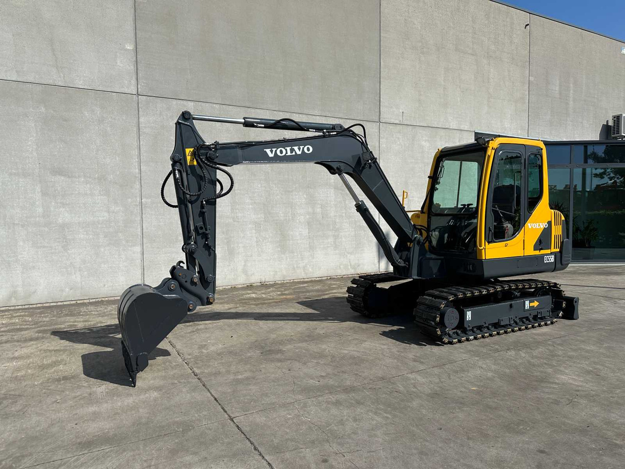 Volvo EC55B - حفار زحاف: صورة 1 Volvo EC55B - حفار زحاف: صورة 1