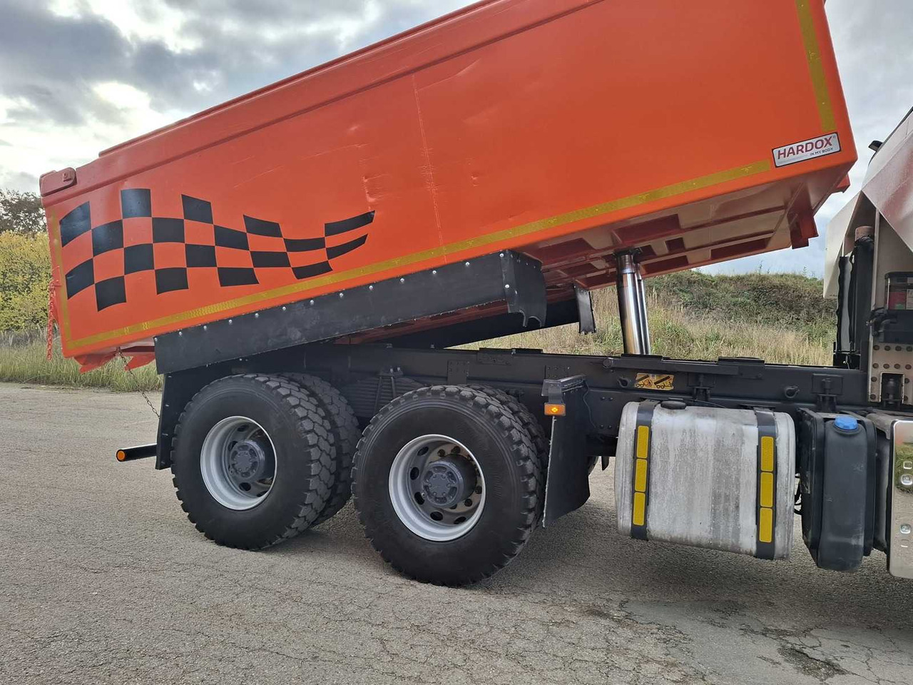 Volvo FM460 - شاحنة التعدين: صورة 5 Volvo FM460 - شاحنة التعدين: صورة 5