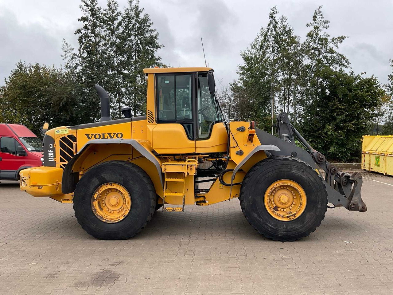 Volvo L120F - اللودر بعجل: صورة 4 Volvo L120F - اللودر بعجل: صورة 4