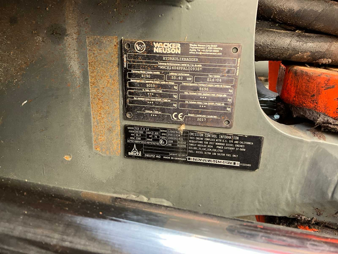 حفار زحاف Wacker Neuson ET90: صورة 6