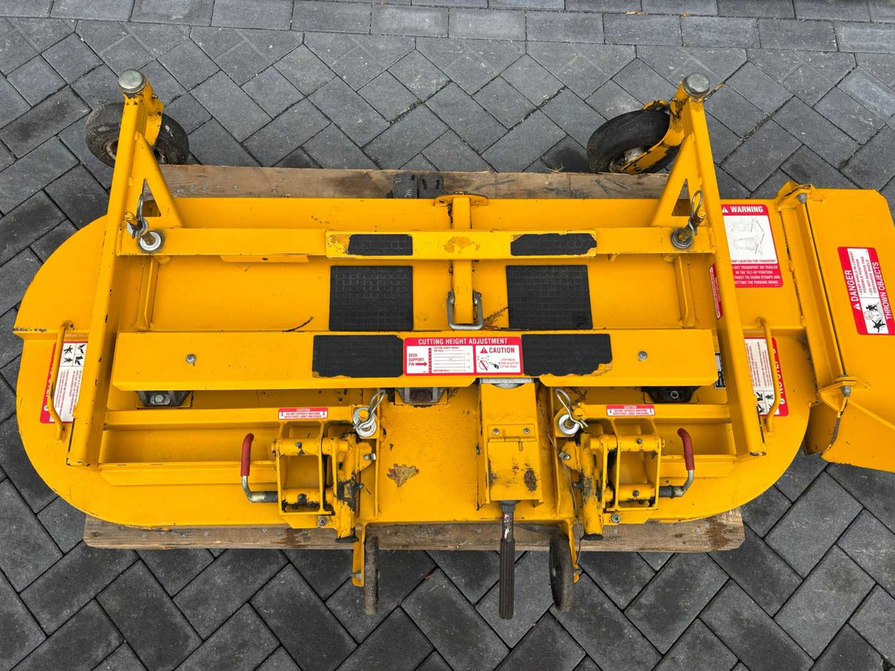 Walker - جزازة أعشاب الحدائق: صورة 5 Walker - جزازة أعشاب الحدائق: صورة 5