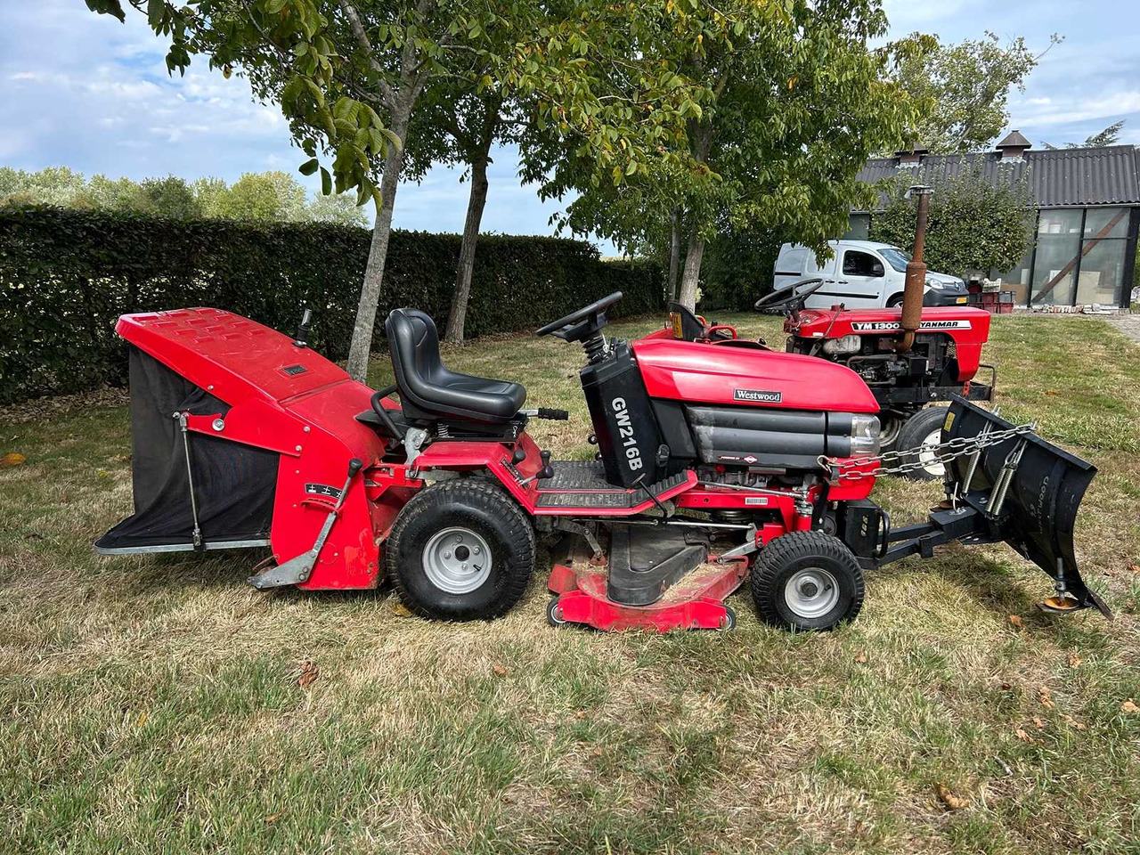 Westwood GW216B HST - جزازة أعشاب الحدائق: صورة 3 Westwood GW216B HST - جزازة أعشاب الحدائق: صورة 3