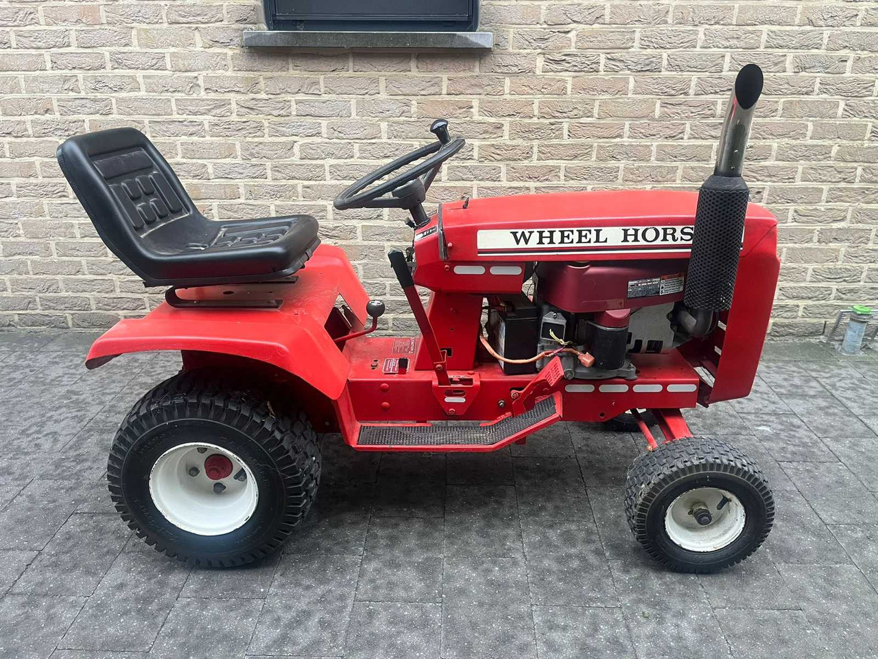 Wheel Horse  - جزازة أعشاب الحدائق: صورة 4 Wheel Horse  - جزازة أعشاب الحدائق: صورة 4