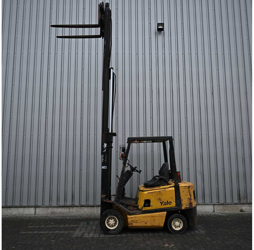 YALE - 1991 - GDP20 - FORKLIFT TRUCK - رافعة شوكية: صورة 5 YALE - 1991 - GDP20 - FORKLIFT TRUCK - رافعة شوكية: صورة 5