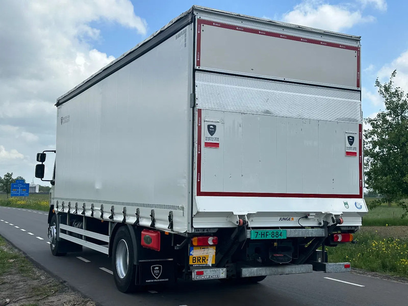 DAF CF 320 LF320.18 EURO6. SchuifzeilBakwagen met Laadklep. in TOPSTAAT! - شاحنة ستارة: صورة 3 DAF CF 320 LF320.18 EURO6. SchuifzeilBakwagen met Laadklep. in TOPSTAAT! - شاحنة ستارة: صورة 3