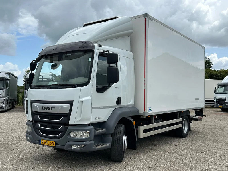 DAF LF 210 LF.14.210 EURO6. KOELBAKWAGEN MET LAADKLEP - شاحنة الفريزر: صورة 1 DAF LF 210 LF.14.210 EURO6. KOELBAKWAGEN MET LAADKLEP - شاحنة الفريزر: صورة 1