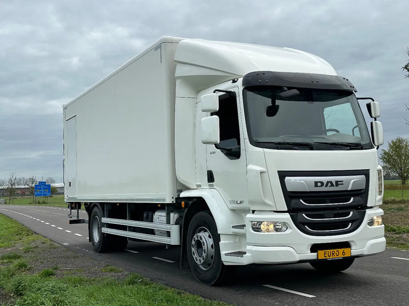 DAF LF 230 LF 230.18 EURO6. 2021.181204km. 720x249x235. 10934kg. - شاحنة مقفلة: صورة 2 DAF LF 230 LF 230.18 EURO6. 2021.181204km. 720x249x235. 10934kg. - شاحنة مقفلة: صورة 2