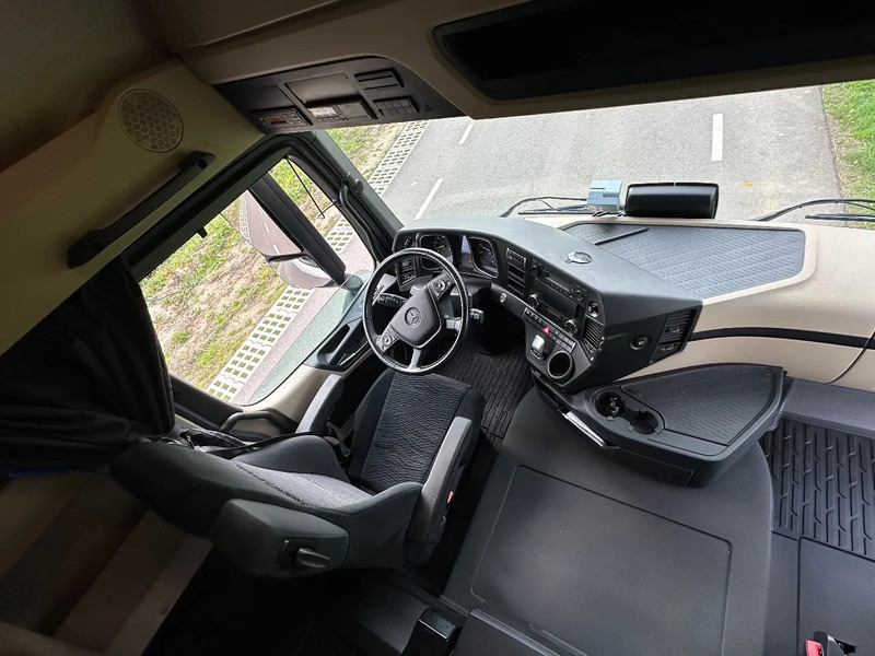 Mercedes-Benz Actros ACTROS 1843L 2022. 183432km Schuifzeil met Laadklep 2000kg Mercedes-Benz Actros ACTROS 1843L 2022. 183432km Schuifzeil met Laadklep 2000kg: صورة 20