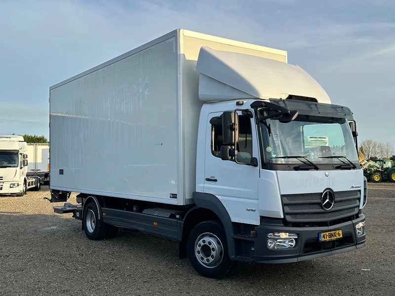 Mercedes-Benz Atego ATEGO1218 GEISOLEERDE OPBOUW 620x247x260! 2000kg Laadklep. - شاحنة مقفلة: صورة 2 Mercedes-Benz Atego ATEGO1218 GEISOLEERDE OPBOUW 620x247x260! 2000kg Laadklep. - شاحنة مقفلة: صورة 2