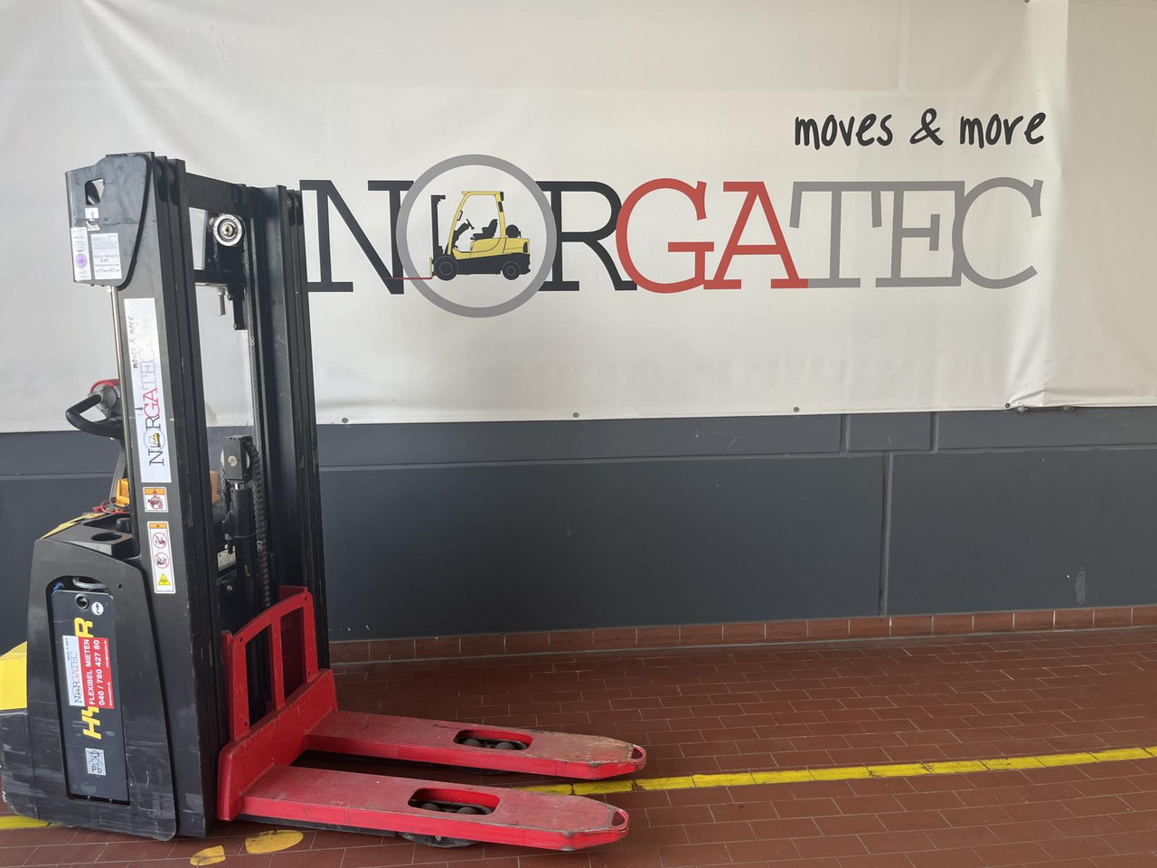 Hyster S1.4 - آلة التكديس: صورة 3 Hyster S1.4 - آلة التكديس: صورة 3