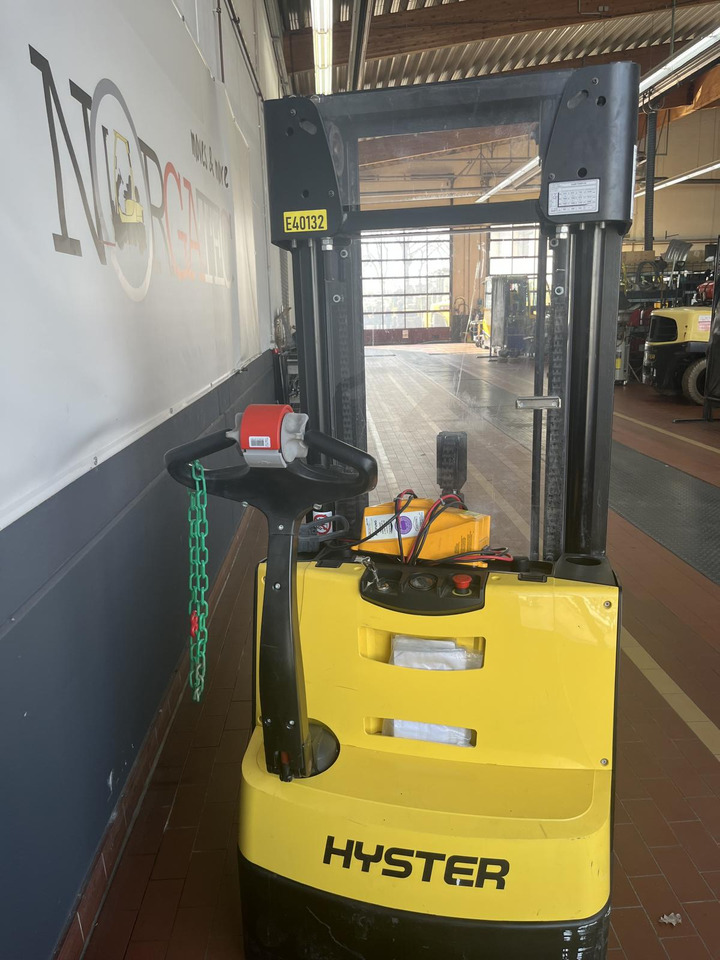 Hyster S1.4 - آلة التكديس: صورة 4 Hyster S1.4 - آلة التكديس: صورة 4