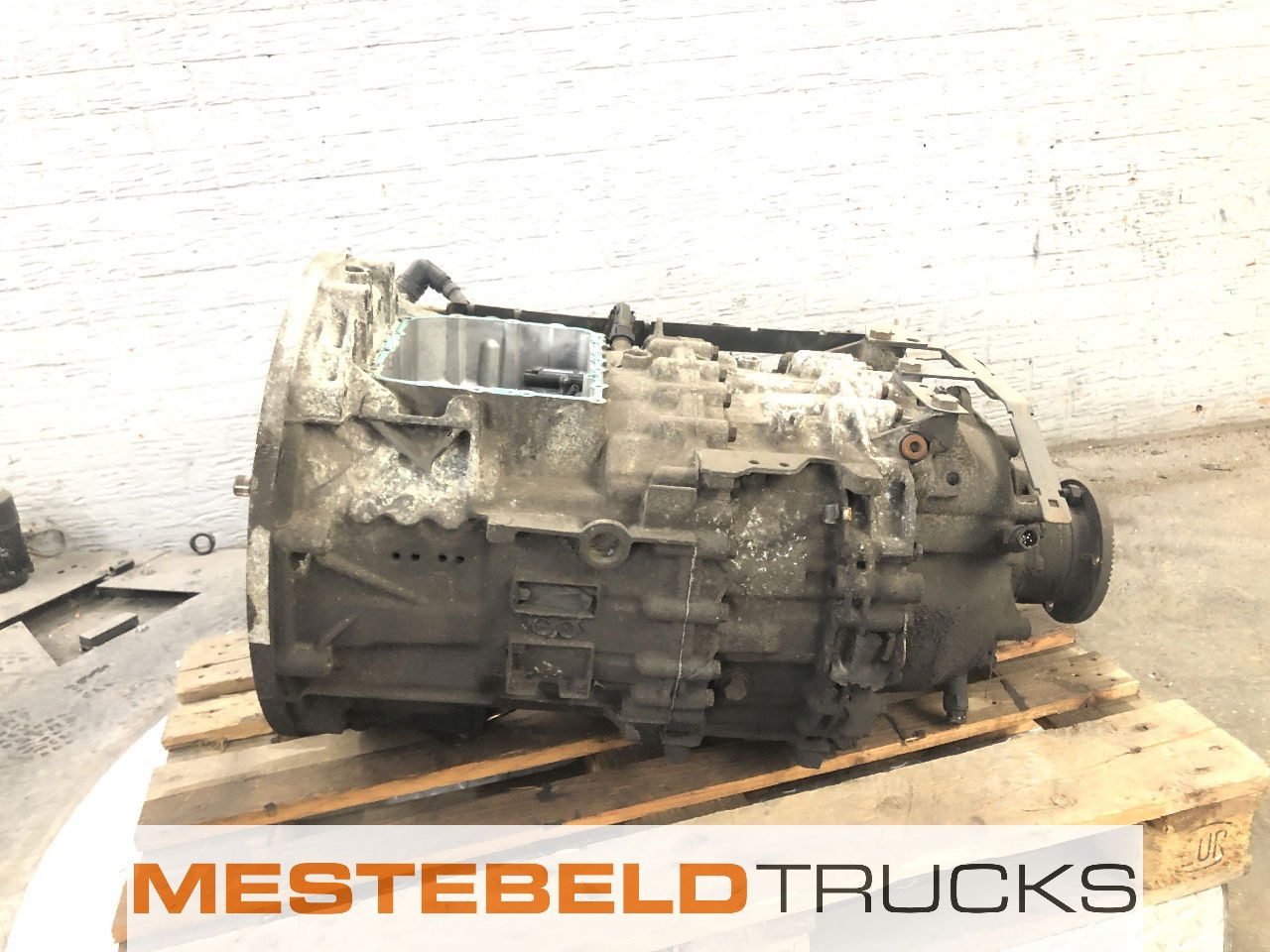 DAF Versnellingsbak 12AS1930 - علبة التروس و قطع الغيار - شاحنة: صورة 1 DAF Versnellingsbak 12AS1930 - علبة التروس و قطع الغيار - شاحنة: صورة 1