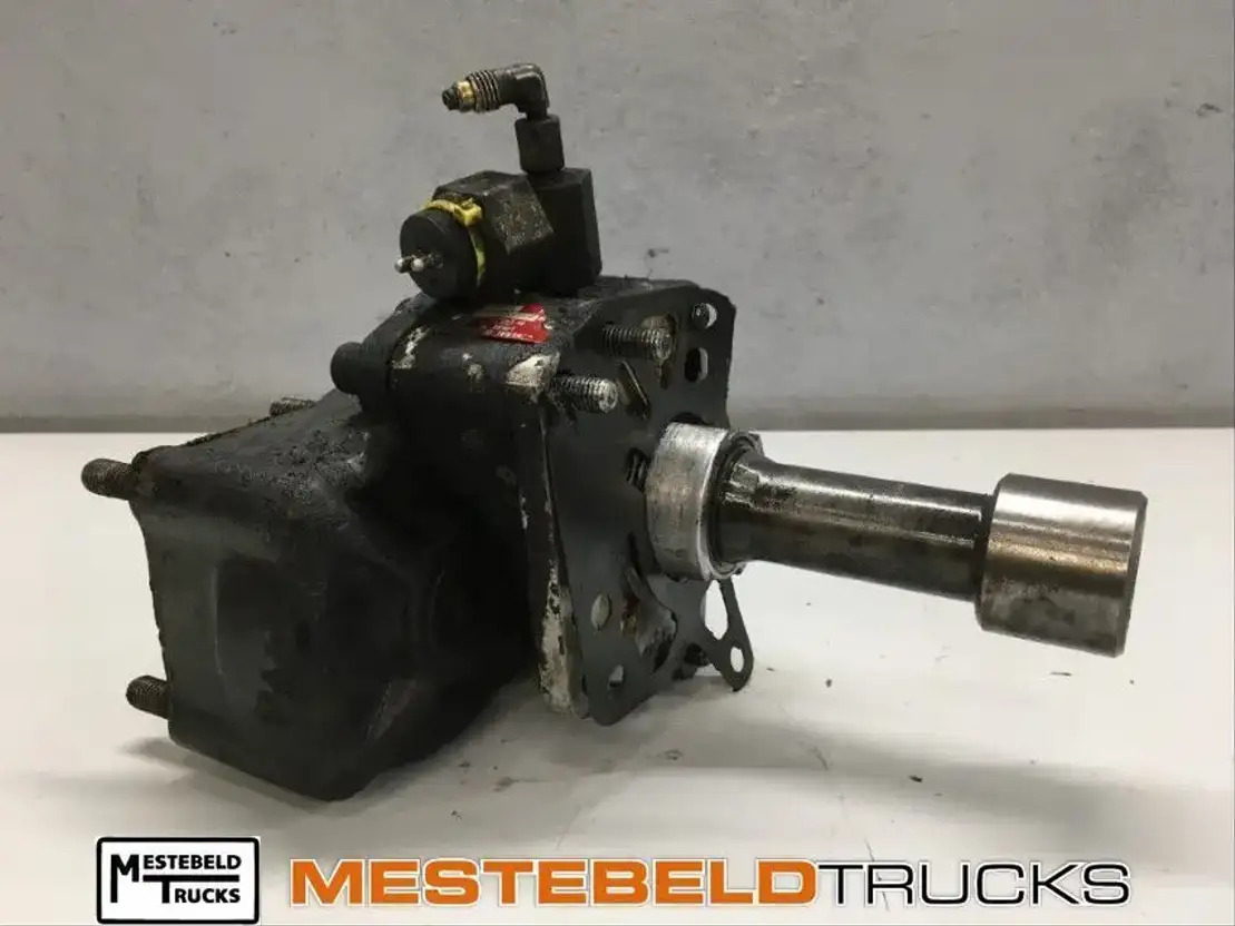 Ginaf PTO met as - نظام الهيدروليك - شاحنة: صورة 1 Ginaf PTO met as - نظام الهيدروليك - شاحنة: صورة 1