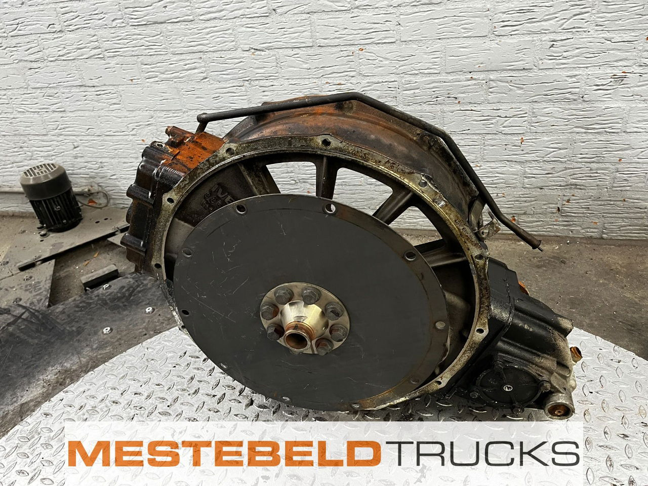 Iveco PTO cursor 8 - علبة التروس و قطع الغيار - شاحنة: صورة 3 Iveco PTO cursor 8 - علبة التروس و قطع الغيار - شاحنة: صورة 3