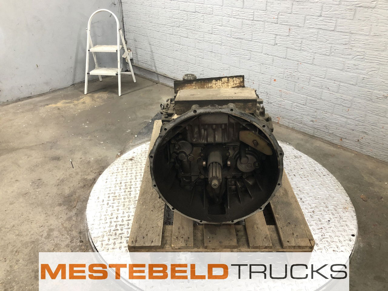 Iveco Versn bak 12 AS 2330 TD - علبة التروس و قطع الغيار - شاحنة: صورة 4 Iveco Versn bak 12 AS 2330 TD - علبة التروس و قطع الغيار - شاحنة: صورة 4