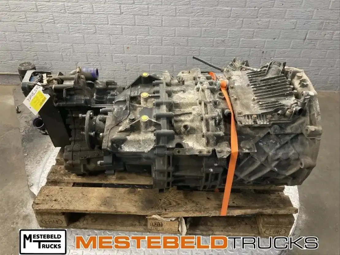 Iveco Versn bak Stralis - علبة التروس و قطع الغيار - شاحنة: صورة 2 Iveco Versn bak Stralis - علبة التروس و قطع الغيار - شاحنة: صورة 2