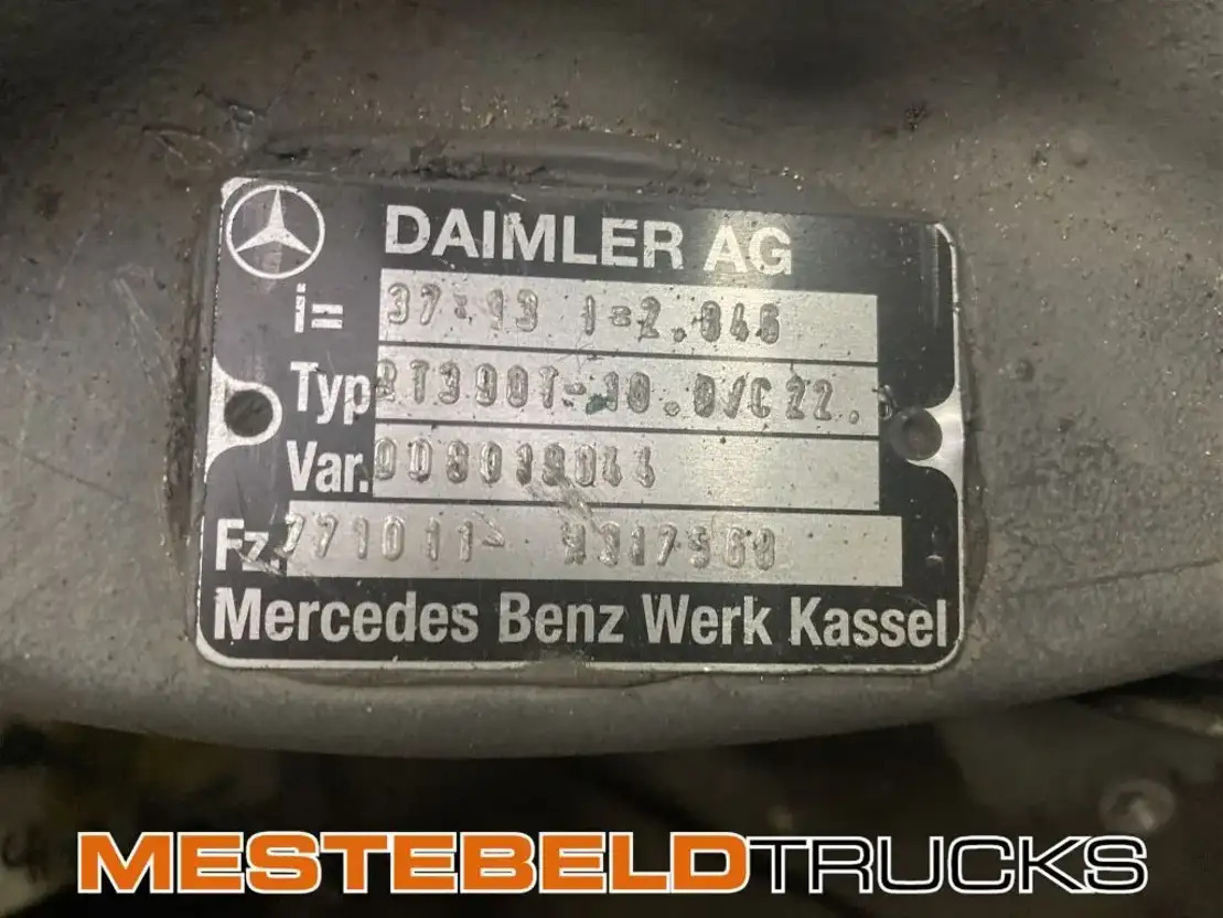 Mercedes-Benz Differentieel RT 390 T - المحور الخلفي - شاحنة: صورة 1 Mercedes-Benz Differentieel RT 390 T - المحور الخلفي - شاحنة: صورة 1