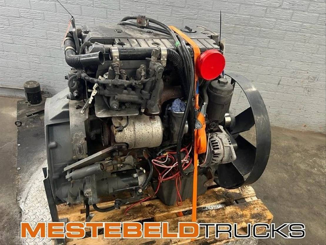 Mercedes-Benz Motor OM 924 LA  - المحرك و قطع الغيار - شاحنة: صورة 2 Mercedes-Benz Motor OM 924 LA  - المحرك و قطع الغيار - شاحنة: صورة 2
