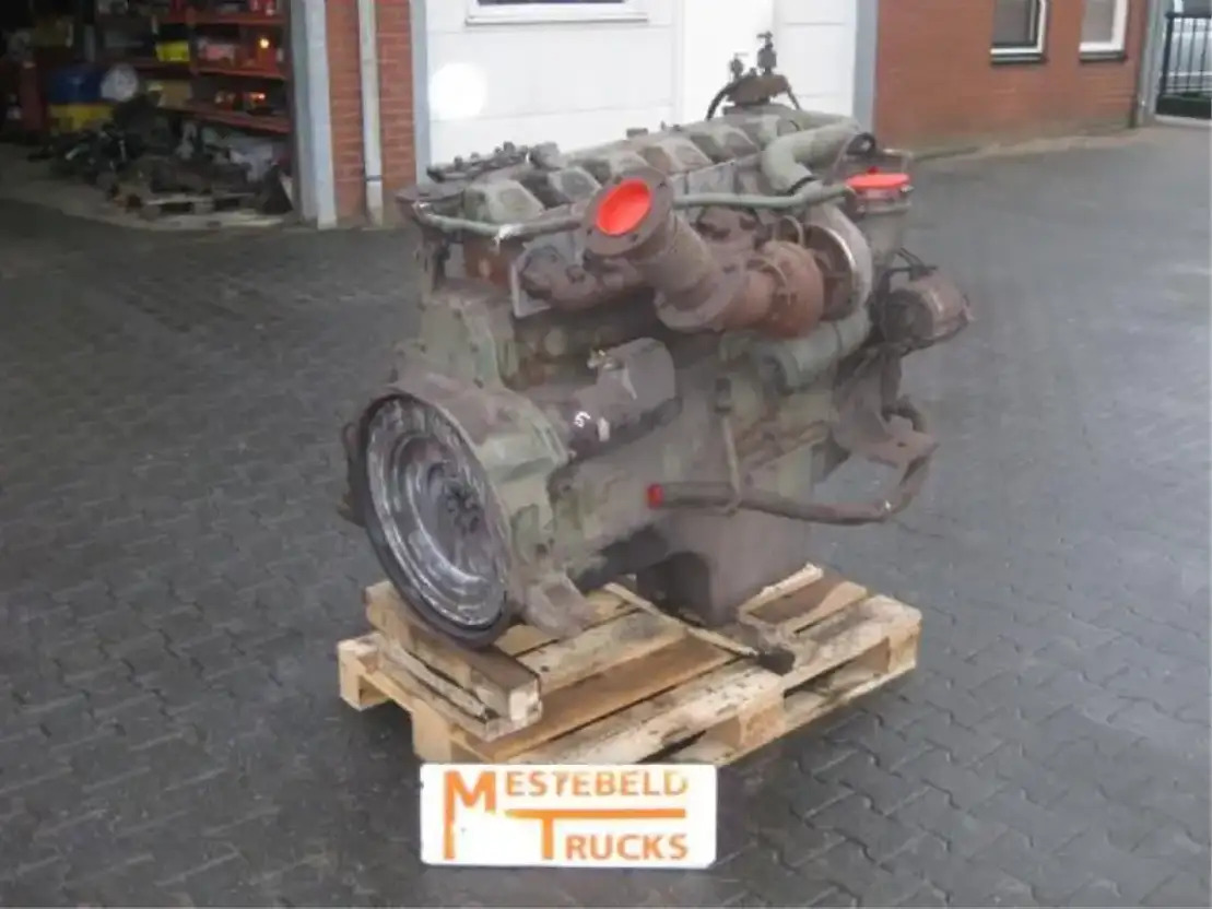 Mercedes-Benz OM 447 A - محرك - شاحنة: صورة 2 Mercedes-Benz OM 447 A - محرك - شاحنة: صورة 2