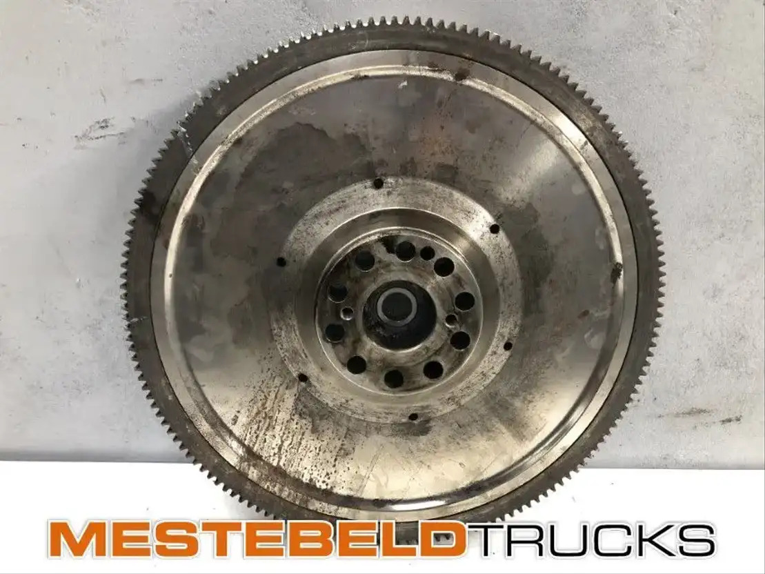 Scania Vliegwiel DC 16 18 L01 R560 - محرك - شاحنة: صورة 1 Scania Vliegwiel DC 16 18 L01 R560 - محرك - شاحنة: صورة 1