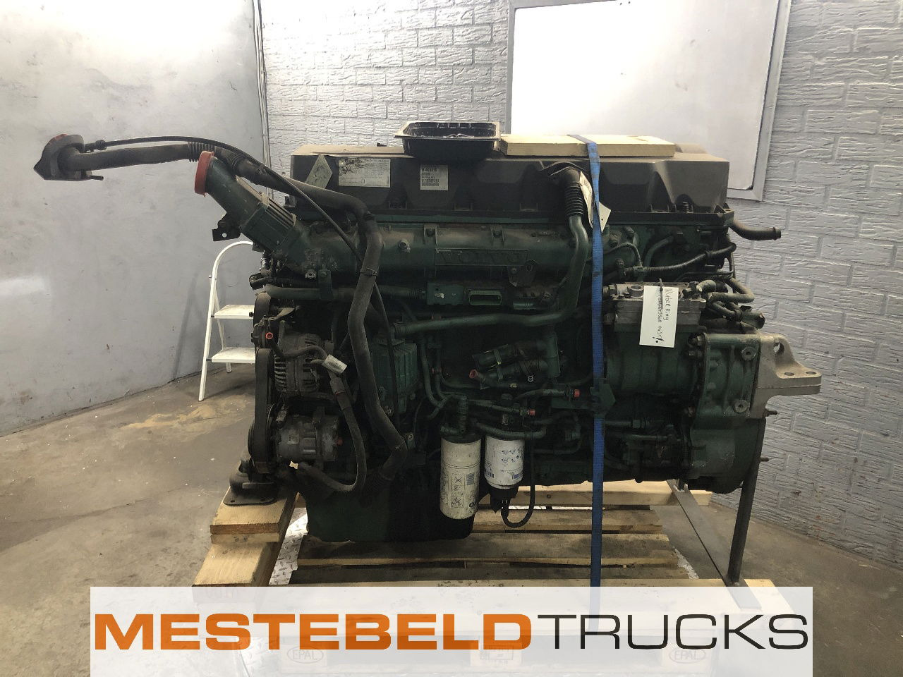 Volvo Motor D 13 A - محرك - شاحنة: صورة 1 Volvo Motor D 13 A - محرك - شاحنة: صورة 1