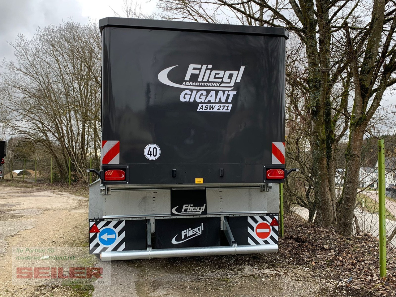 Fliegl ASW 271 C FOX Lenkachse 22,5" 35m³ - عربة ذاتية التحميل: صورة 4 Fliegl ASW 271 C FOX Lenkachse 22,5" 35m³ - عربة ذاتية التحميل: صورة 4
