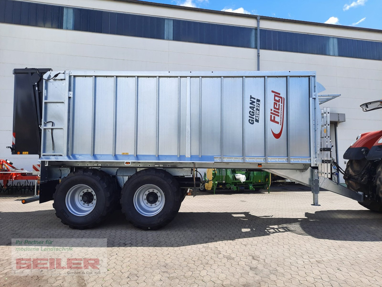 Fliegl ASW 271 C FOX Lenkachse 26,5" 35m³ - عربة ذاتية التحميل: صورة 3 Fliegl ASW 271 C FOX Lenkachse 26,5" 35m³ - عربة ذاتية التحميل: صورة 3