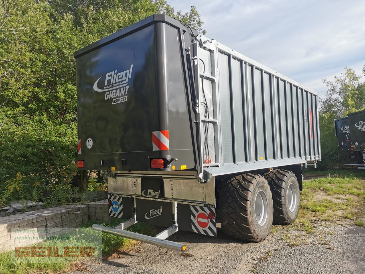 Fliegl ASW 281 GIGANT FOX 45m³ - عربة ذاتية التحميل: صورة 3 Fliegl ASW 281 GIGANT FOX 45m³ - عربة ذاتية التحميل: صورة 3