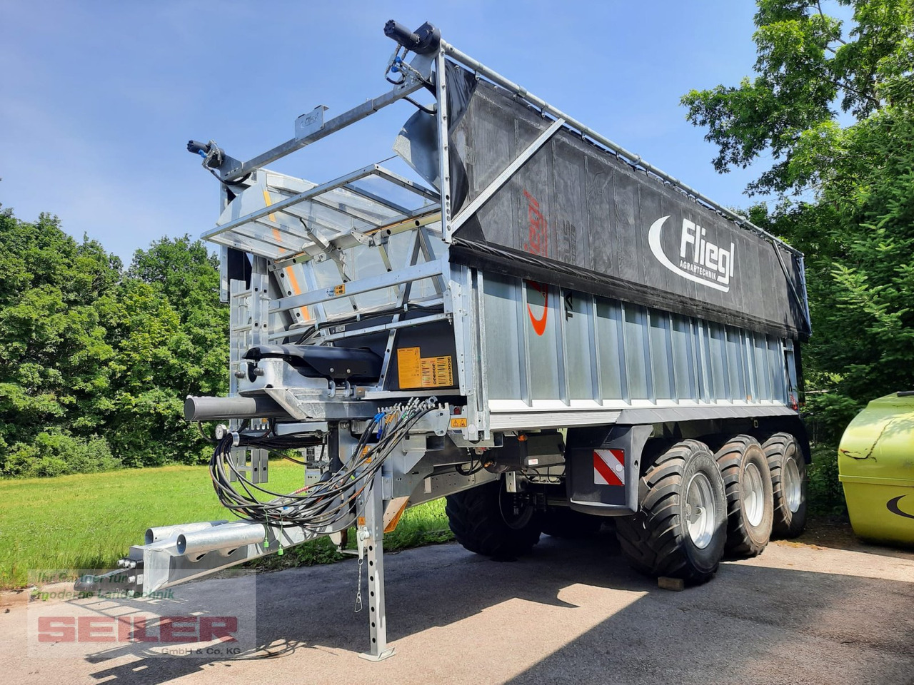 Fliegl ASW 381 TAURUS FOX 45m³ + Top Lift Light - عربة ذاتية التحميل: صورة 1 Fliegl ASW 381 TAURUS FOX 45m³ + Top Lift Light - عربة ذاتية التحميل: صورة 1