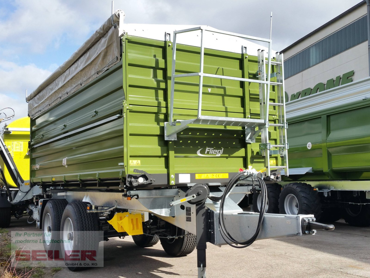 Fliegl TDK 200 FOX - مقطورة زراعية قلابة: صورة 2 Fliegl TDK 200 FOX - مقطورة زراعية قلابة: صورة 2